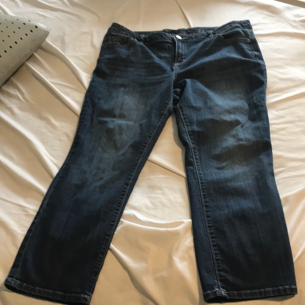 Vera Wang capris